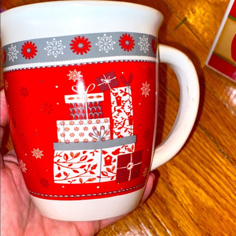 12 Oz. Holiday mug